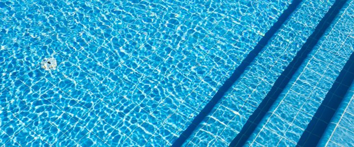 Rénovation de liner piscine : engagez un professionnel pour réussir le travail